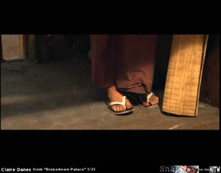Claire Danes feet photo thumbnail
