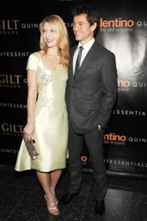 Claire Danes feet photo thumbnail