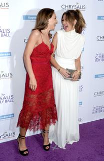 Claire Forlani feet photo thumbnail
