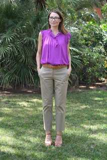 Claire Forlani feet photo thumbnail