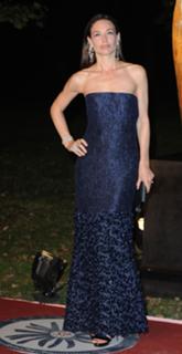 Claire Forlani feet photo thumbnail