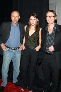 Claire Forlani feet photo thumbnail