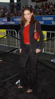 Claire Forlani feet photo thumbnail