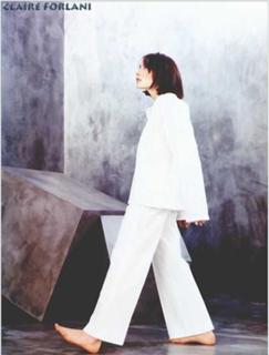 Claire Forlani feet photo thumbnail