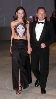 Claire Forlani feet photo thumbnail
