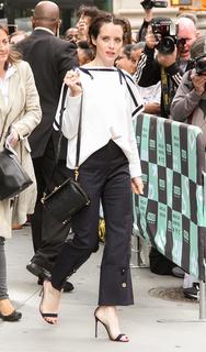 Claire Foy feet photo thumbnail