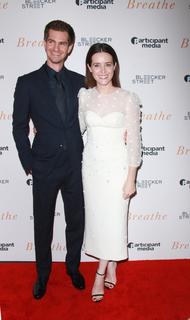 Claire Foy feet photo thumbnail
