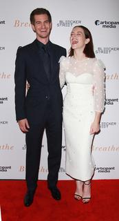 Claire Foy feet photo thumbnail