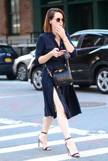 Claire Foy feet photo thumbnail