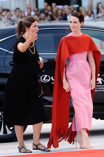 Claire Foy feet photo thumbnail