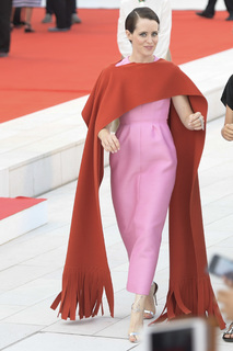 Claire Foy feet photo thumbnail