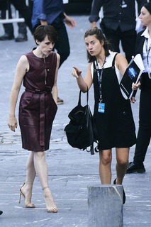 Claire Foy feet photo thumbnail