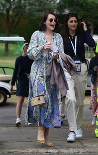 Claire Foy feet photo thumbnail