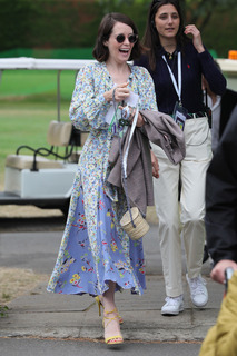 Claire Foy feet photo thumbnail