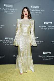 Claire Foy feet photo thumbnail