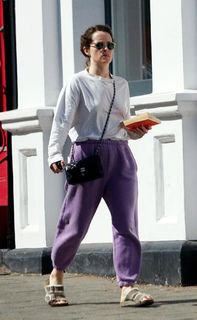 Claire Foy feet photo thumbnail