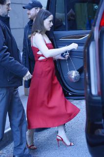 Claire Foy feet photo thumbnail