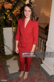 Claire Foy feet photo thumbnail