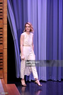 Claire Foy feet photo thumbnail