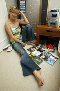 Claire Goose feet photo 5