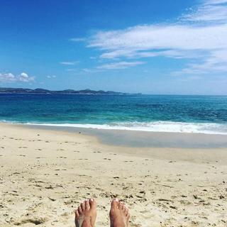 Claire Holt feet photo thumbnail