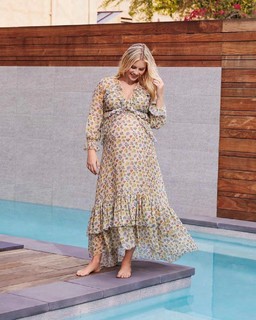 Claire Holt feet photo thumbnail