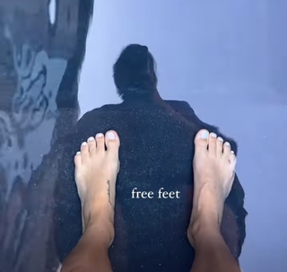 Claire Holt feet photo thumbnail