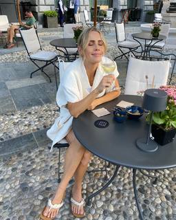 Claire Holt feet photo thumbnail