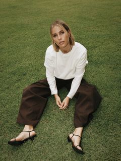 Claire Holt feet photo 4