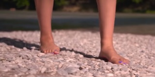 Claire Oelkers feet photo 3