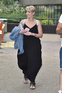 Claire Richards feet photo 4