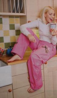 Claire Richards feet photo 3