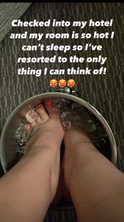 Claire Richards feet photo 3