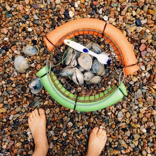 Claire Saffitz feet photo 1