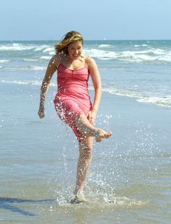Claire Sweeney feet photo thumbnail