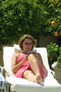Claire Sweeney feet photo thumbnail