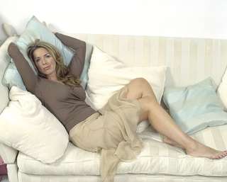 Claire Sweeney feet photo thumbnail