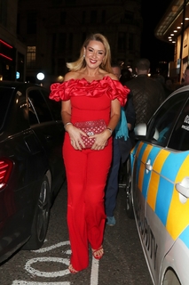 Claire Sweeney feet photo thumbnail