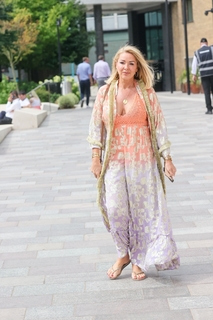 Claire Sweeney feet photo thumbnail