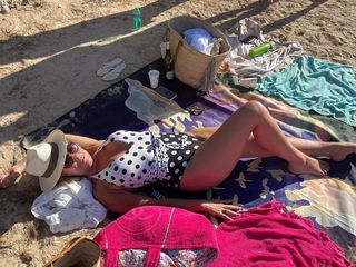 Claire Sweeney feet photo thumbnail