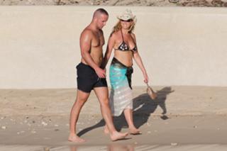 Claire Sweeney feet photo thumbnail