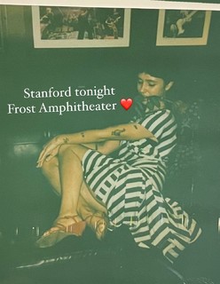 Clairo feet photo thumbnail