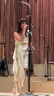 Clairo feet photo thumbnail