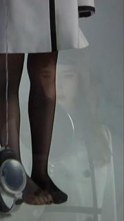 Clairo feet photo thumbnail