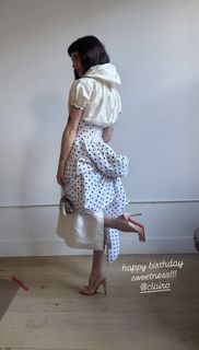 Clairo feet photo 3