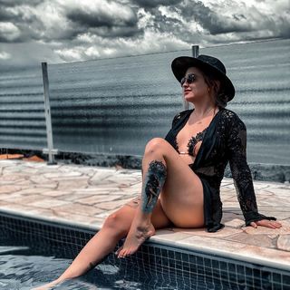 Clara Aguilar feet photo 11