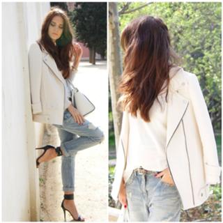 Clara Alonso feet photo thumbnail