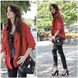 Clara Alonso feet photo thumbnail