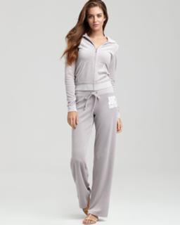 Clara Alonso feet photo thumbnail