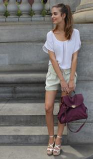 Clara Alonso feet photo thumbnail